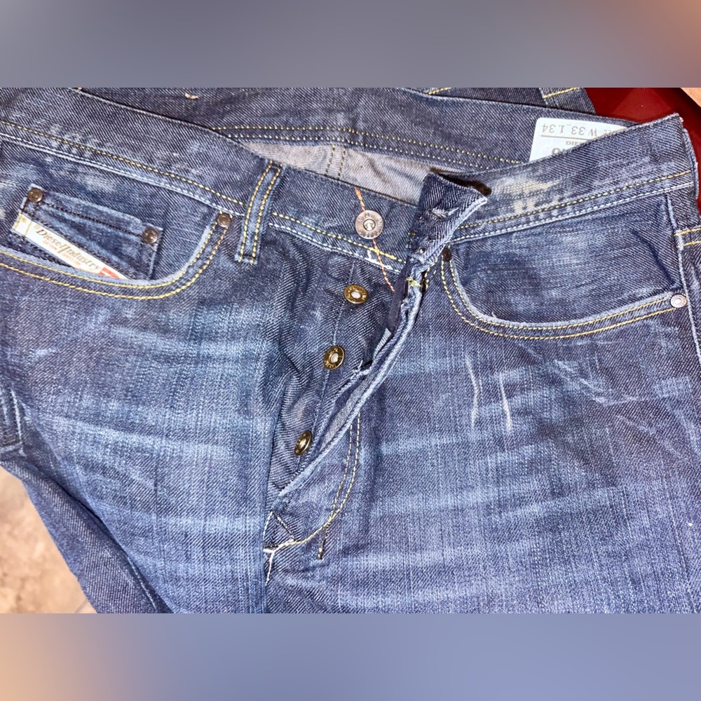 NWOT Diesel Quratt Blue Jeans